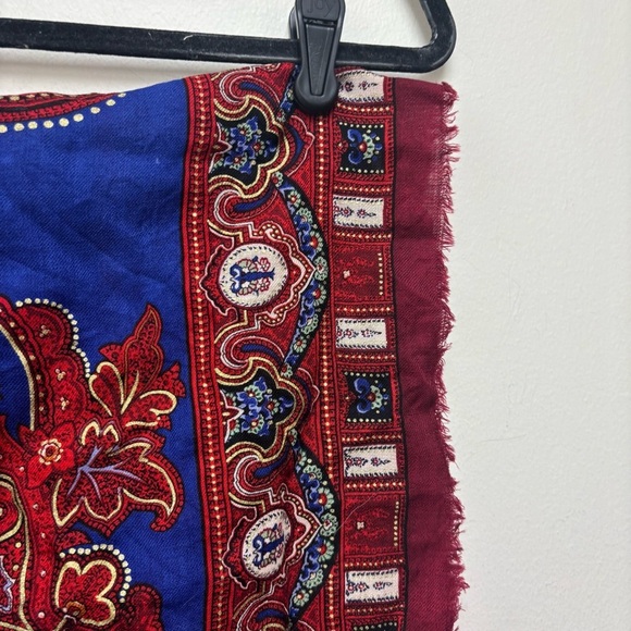 Oscar De La Renta Wool Scarf - Picture 7 of 12